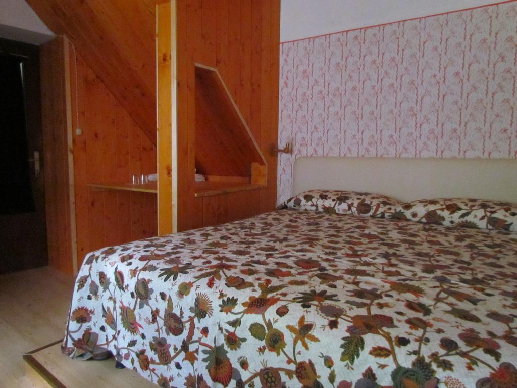 Joe'S Place Log pod Mangartom Rom bilde